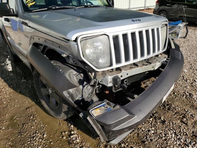 Photo 8 VIN: 1J4PN3GKXBW506065 - JEEP LIBERTY RE 