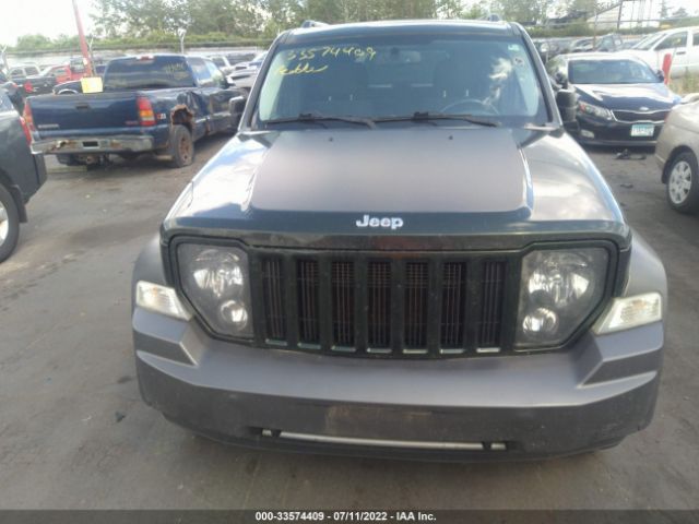 Photo 5 VIN: 1J4PN3GKXBW588976 - JEEP LIBERTY 