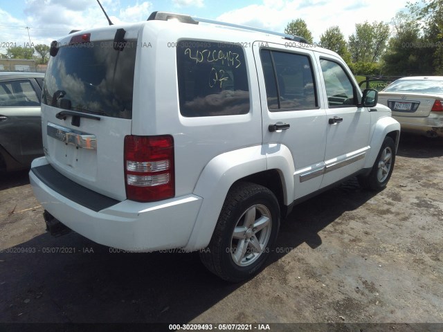 Photo 3 VIN: 1J4PN5GK0BW575942 - JEEP LIBERTY 