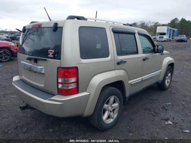 Photo 3 VIN: 1J4PN5GK1AW109175 - JEEP LIBERTY 