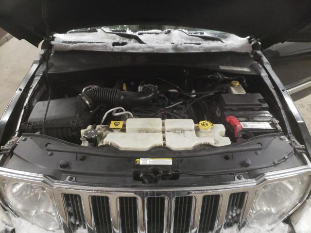 Photo 6 VIN: 1J4PN5GK1AW164368 - JEEP LIBERTY LI 