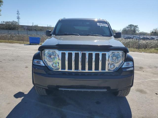 Photo 4 VIN: 1J4PN5GK2AW151760 - JEEP LIBERTY 