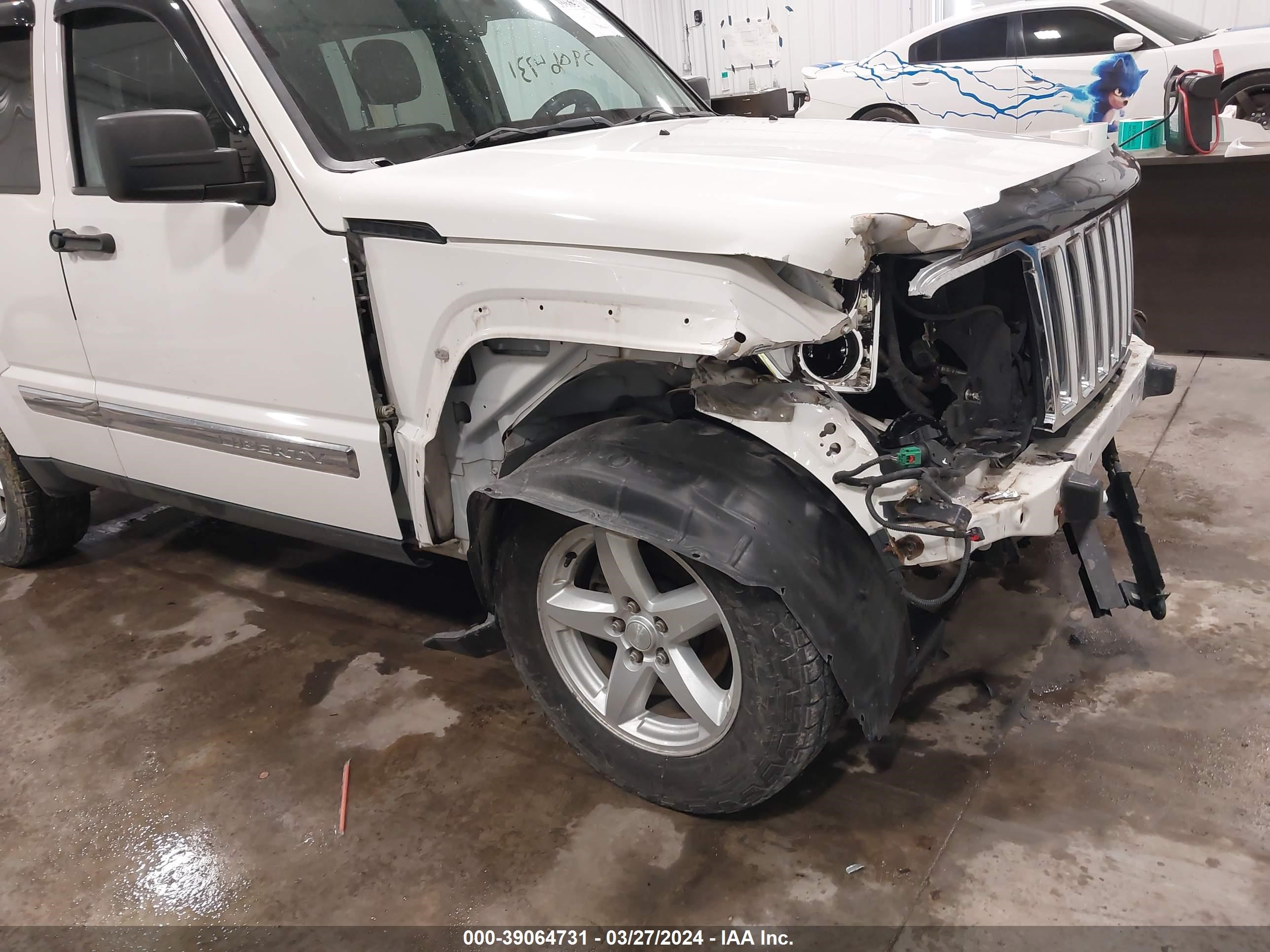 Photo 5 VIN: 1J4PN5GK3AW120226 - JEEP LIBERTY (NORTH AMERICA) 