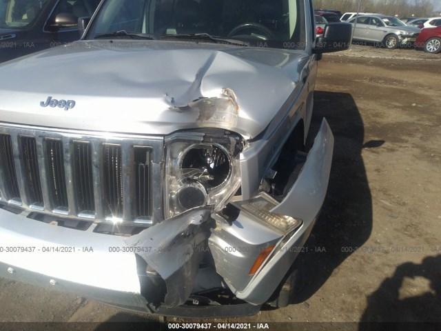 Photo 5 VIN: 1J4PN5GK3AW122705 - JEEP LIBERTY 