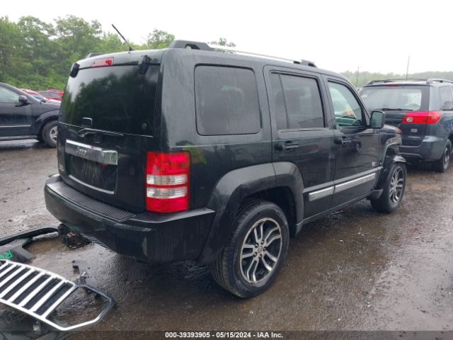 Photo 3 VIN: 1J4PN5GK3BW564899 - JEEP LIBERTY 