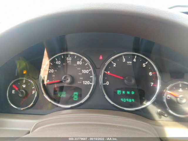 Photo 6 VIN: 1J4PN5GK5AW164356 - JEEP LIBERTY 