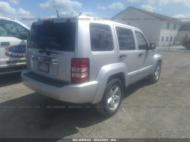 Photo 3 VIN: 1J4PN5GK6BW550799 - JEEP LIBERTY 