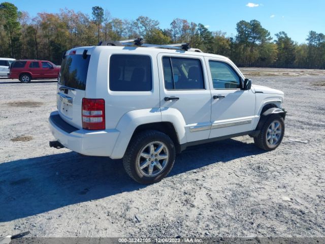 Photo 3 VIN: 1J4PN5GK7AW119144 - JEEP LIBERTY 