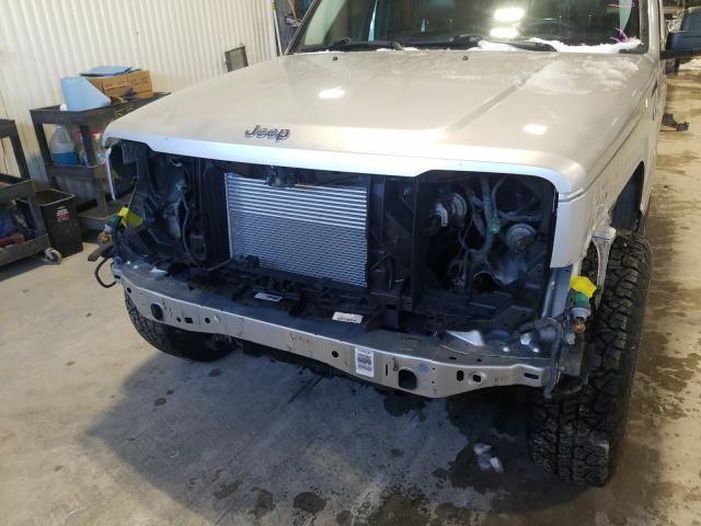 Photo 8 VIN: 1J4PN5GK7BW523210 - JEEP LIBERTY LI 