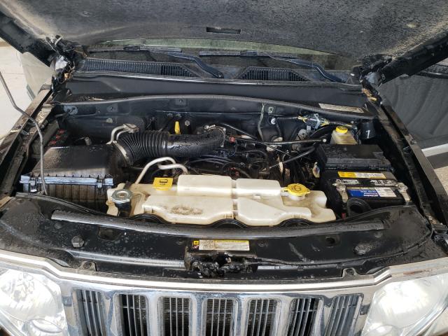 Photo 6 VIN: 1J4PN5GK9AW119551 - JEEP LIBERTY LI 