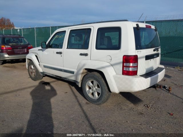 Photo 2 VIN: 1J4PP2GK0AW102162 - JEEP LIBERTY 