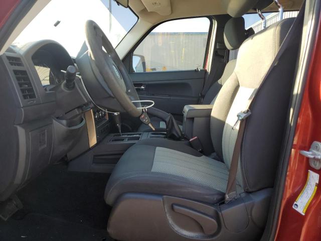 Photo 6 VIN: 1J4PP2GK0AW158263 - JEEP LIBERTY 