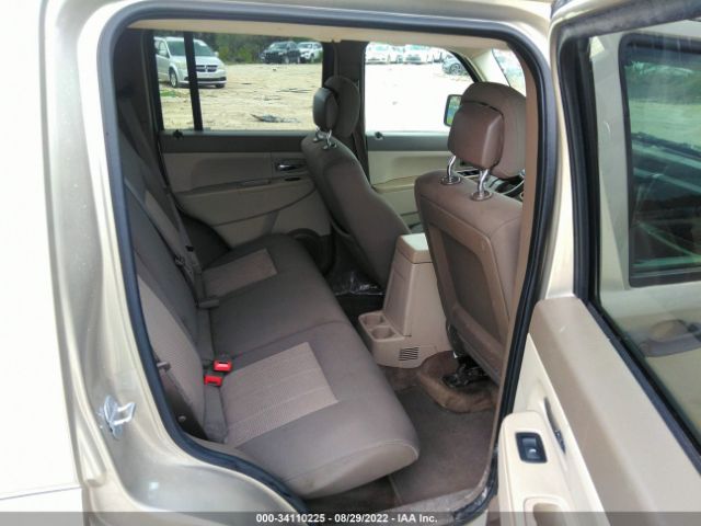 Photo 7 VIN: 1J4PP2GK0BW503714 - JEEP LIBERTY 