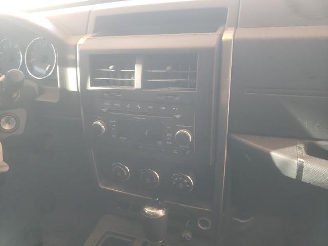 Photo 8 VIN: 1J4PP2GK0BW548880 - JEEP LIBERTY SP 