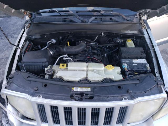 Photo 10 VIN: 1J4PP2GK1AW110500 - JEEP LIBERTY 