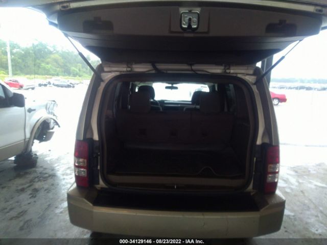 Photo 7 VIN: 1J4PP2GK2AW117052 - JEEP LIBERTY 