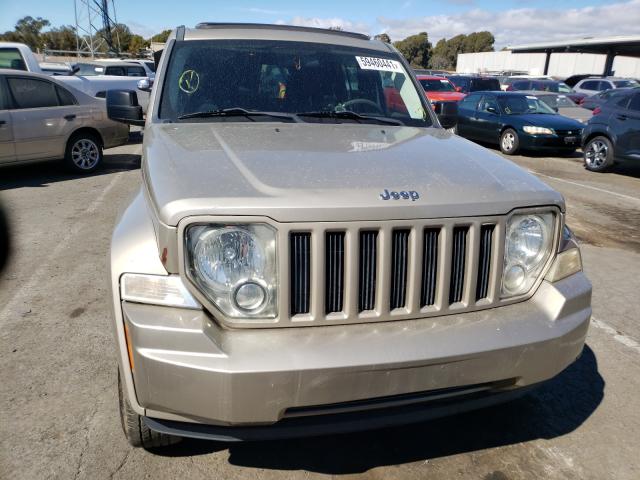 Photo 8 VIN: 1J4PP2GK2AW121988 - JEEP LIBERTY SP 