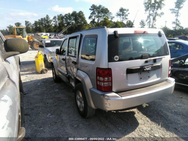 Photo 2 VIN: 1J4PP2GK2BW511104 - JEEP LIBERTY 