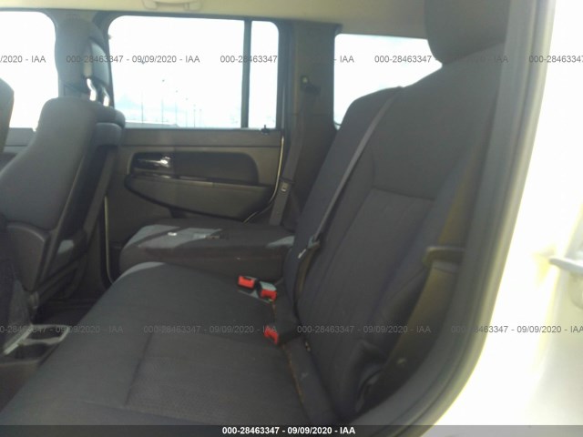 Photo 7 VIN: 1J4PP2GK2BW542692 - JEEP LIBERTY 