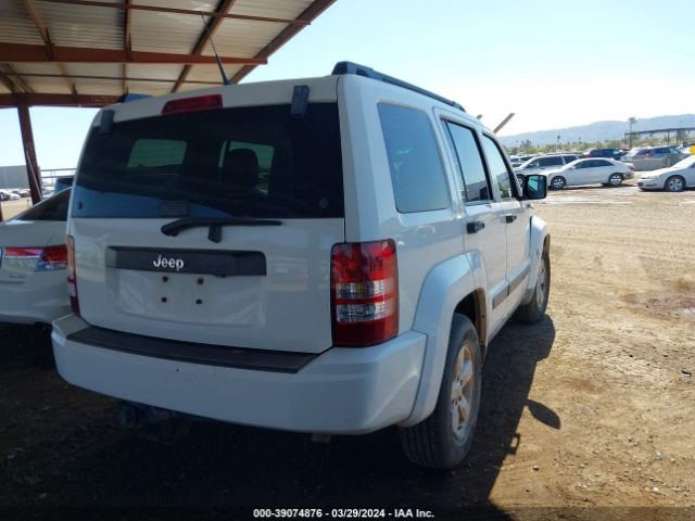 Photo 3 VIN: 1J4PP2GK2BW559038 - JEEP LIBERTY 