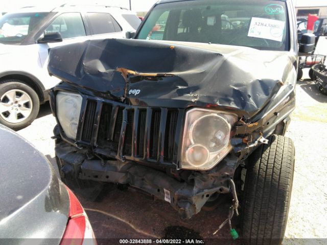 Photo 5 VIN: 1J4PP2GK3AW128772 - JEEP LIBERTY 