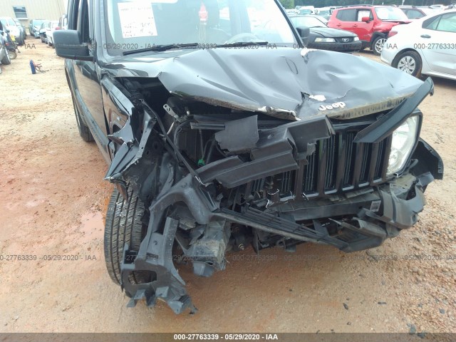 Photo 5 VIN: 1J4PP2GK4AW104934 - JEEP LIBERTY 