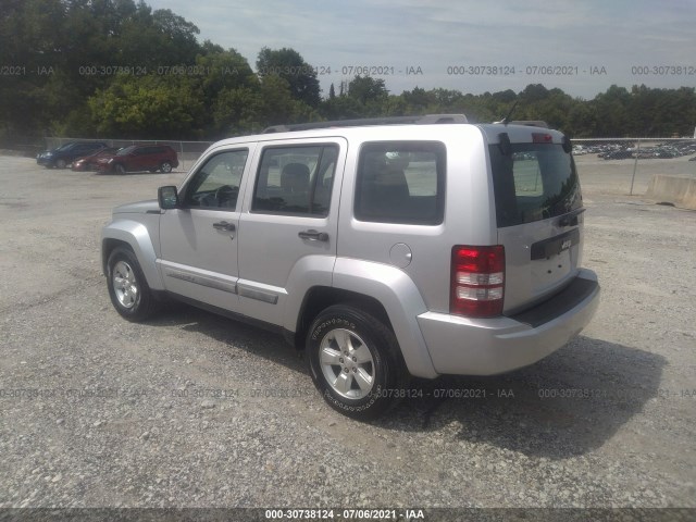 Photo 2 VIN: 1J4PP2GK4BW554097 - JEEP LIBERTY 