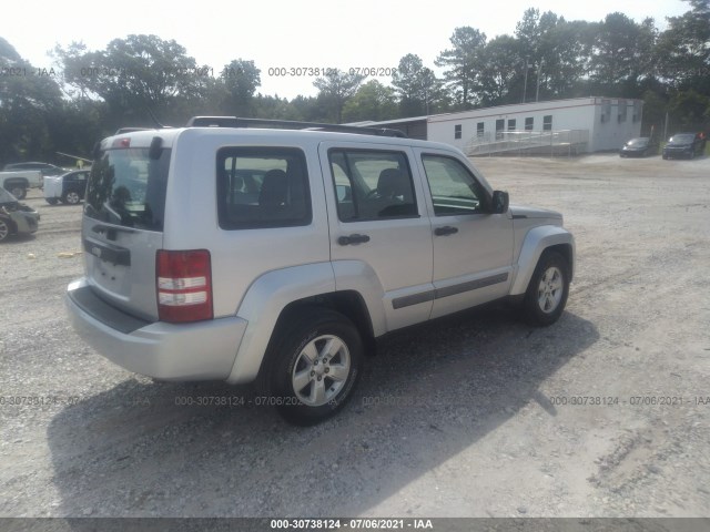 Photo 3 VIN: 1J4PP2GK4BW554097 - JEEP LIBERTY 