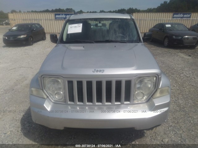 Photo 5 VIN: 1J4PP2GK4BW554097 - JEEP LIBERTY 