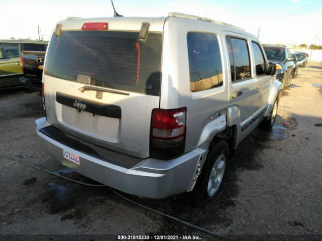 Photo 3 VIN: 1J4PP2GK4BW580330 - JEEP LIBERTY 