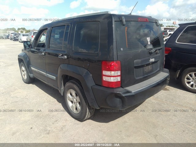 Photo 2 VIN: 1J4PP2GK5AW164625 - JEEP LIBERTY 