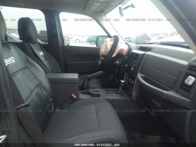 Photo 4 VIN: 1J4PP2GK5BW514028 - JEEP LIBERTY 