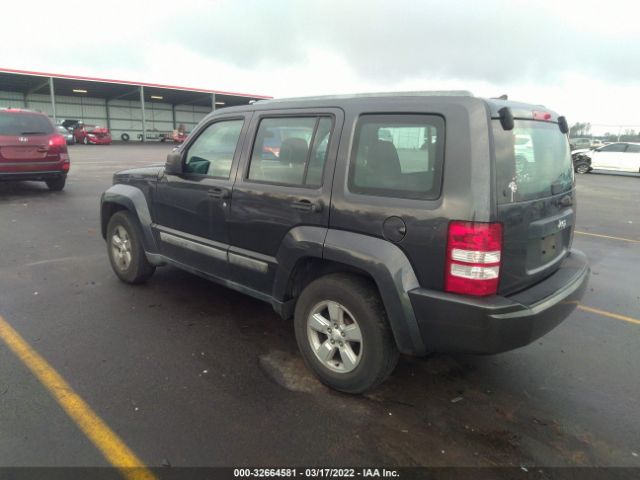 Photo 2 VIN: 1J4PP2GK5BW571877 - JEEP LIBERTY 