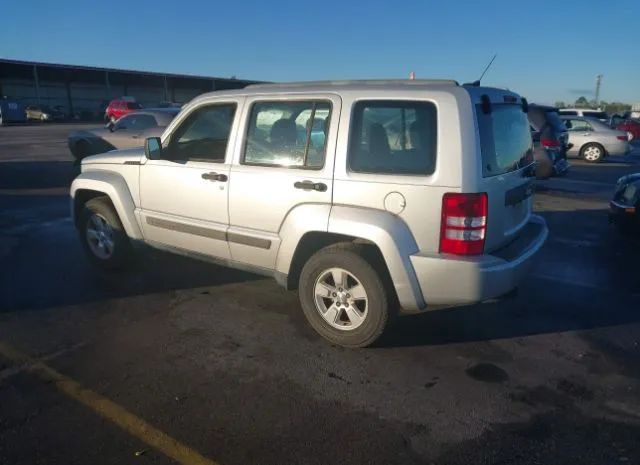 Photo 2 VIN: 1J4PP2GK5BW595080 - JEEP LIBERTY 