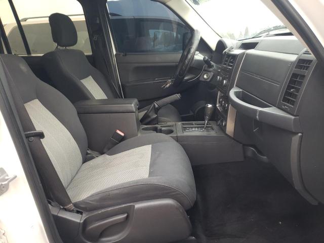 Photo 4 VIN: 1J4PP2GK6AW132671 - JEEP LIBERTY SP 