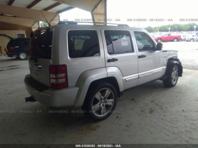 Photo 3 VIN: 1J4PP2GK6BW557390 - JEEP LIBERTY 