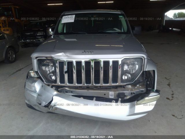 Photo 5 VIN: 1J4PP2GK6BW557390 - JEEP LIBERTY 