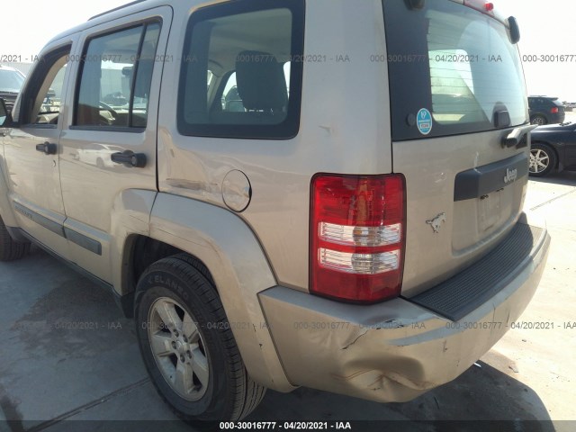 Photo 5 VIN: 1J4PP2GK7AW114387 - JEEP LIBERTY 