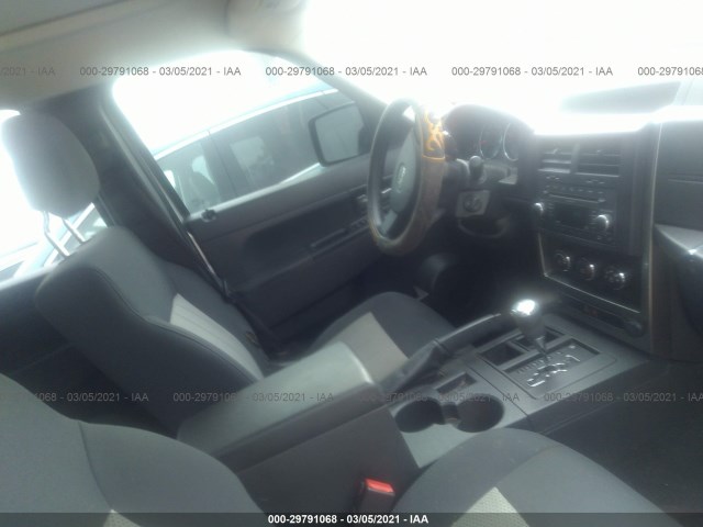 Photo 4 VIN: 1J4PP2GK8AW104340 - JEEP LIBERTY 