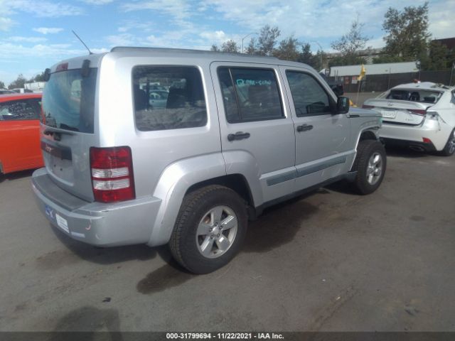 Photo 3 VIN: 1J4PP2GK8AW164490 - JEEP LIBERTY 