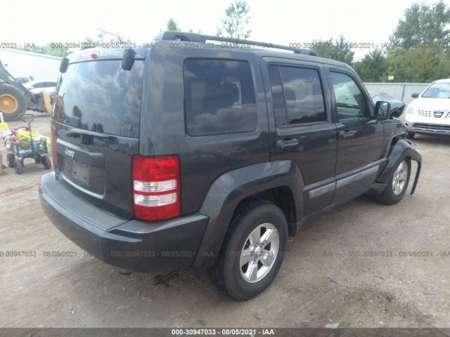 Photo 3 VIN: 1J4PP2GK8AW173173 - JEEP LIBERTY 