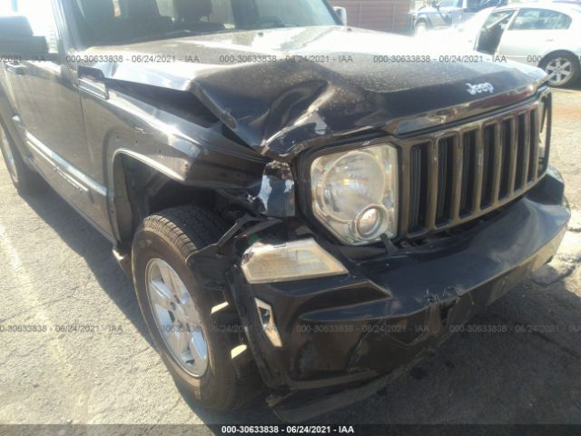 Photo 5 VIN: 1J4PP2GK8BW517053 - JEEP LIBERTY 