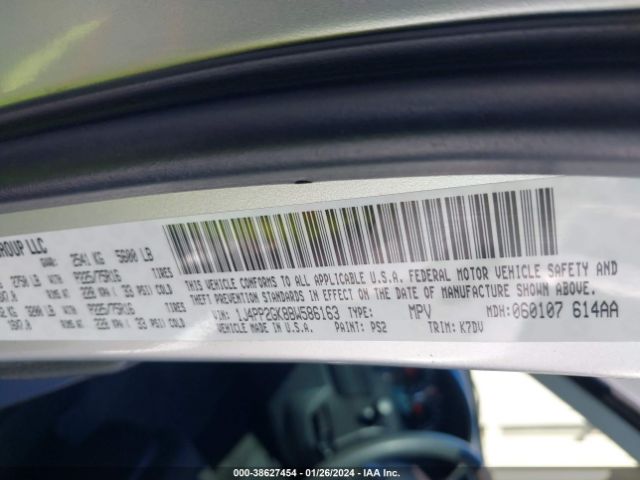 Photo 8 VIN: 1J4PP2GK8BW586163 - JEEP LIBERTY 