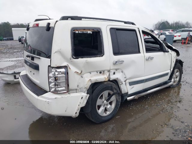 Photo 3 VIN: 1J4PP2GK9AW136620 - JEEP LIBERTY 