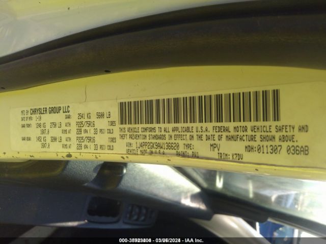 Photo 8 VIN: 1J4PP2GK9AW136620 - JEEP LIBERTY 