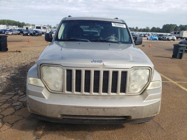 Photo 4 VIN: 1J4PP2GK9AW164272 - JEEP LIBERTY SP 