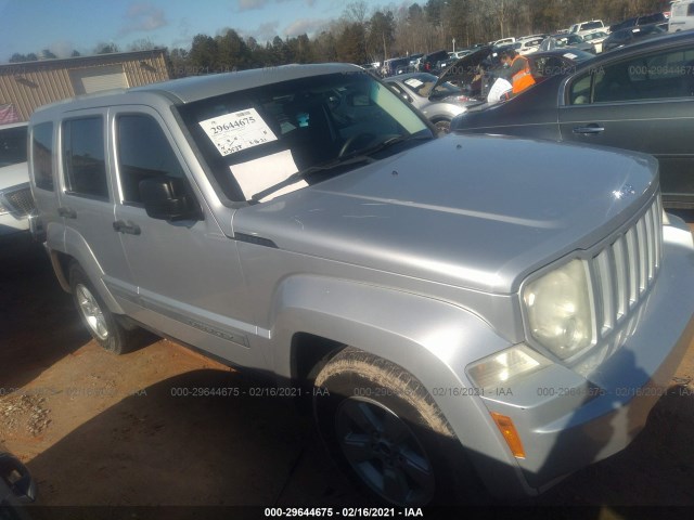 Photo 0 VIN: 1J4PP2GK9BW588701 - JEEP LIBERTY 