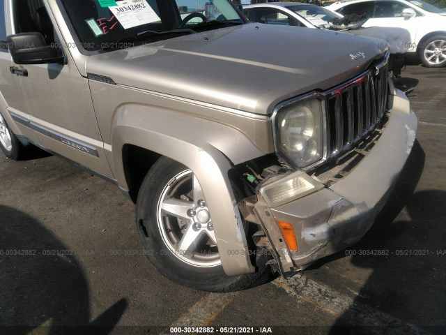 Photo 5 VIN: 1J4PP5GK1BW551126 - JEEP LIBERTY 