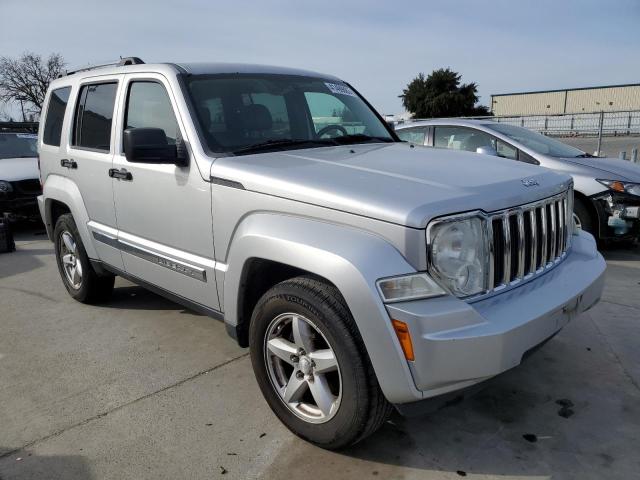 Photo 3 VIN: 1J4PP5GK4AW134551 - JEEP LIBERTY LI 