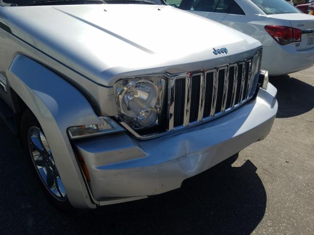 Photo 8 VIN: 1J4PP5GK7BW539255 - JEEP LIBERTY LI 